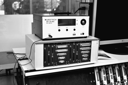 WK 260 MU Testgerät inkl. einer Adaption zum Testen von Computerkabeln